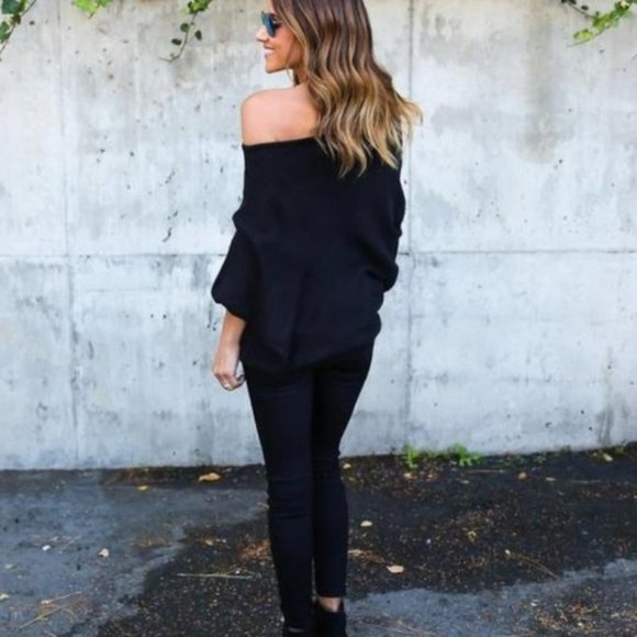 Off the Shoulder Ribbed Top - Picture 2 of 5